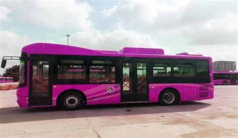 Pink Bus Service For Women To Be Launched In Karachi