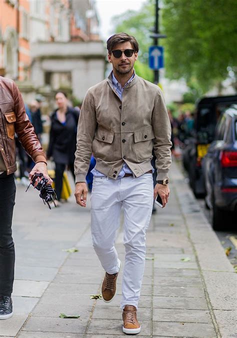 Men S Fashion Trend How To Wear White Jeans For Men