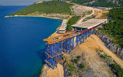 Pavement structure assembly on Pelješac Bridge has begun Povezanahrvatska