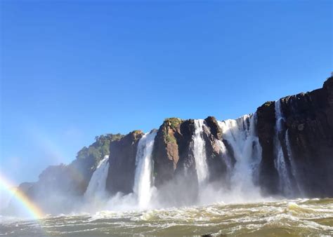 Explore Iguazu Falls and Bird Park: Complete Tour | PT