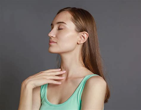 How to tighten neck skin? Know more | by Mars International by GHC | Medium