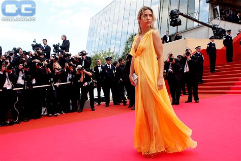 Vahina Giocante Nude Pictures Onlyfans Leaks Playboy Photos Sex Scene Uncensored