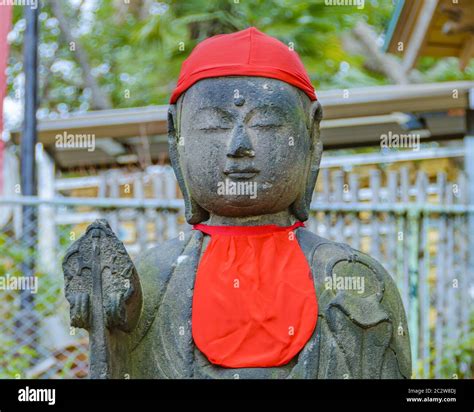 Buddha Sculpture Ueno Park Tokyo Japan Stock Photo Alamy