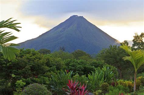 Top 10 Must See Places In Costa Rica Natural Wonders And Beaches