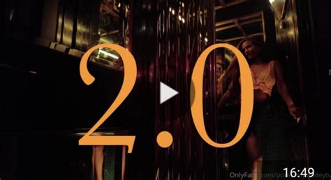 Poonam Pandey Sex Tape New Video Comment Box Scrolller