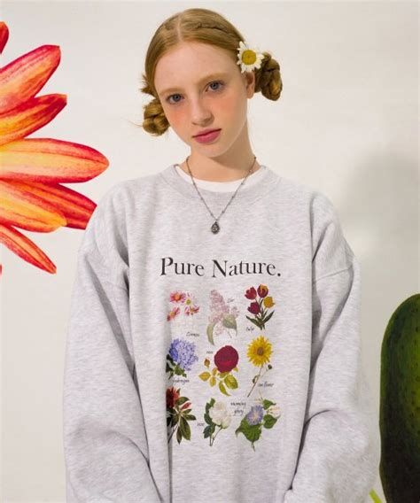 MUSINSA MAINBOOTH Flower Dictionary Sweatshirt CLOUD GRAY