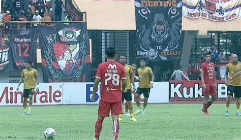 Hasil Bhayangkara Fc Vs Persija Jakarta Di Liga 1 Menang Comeback The