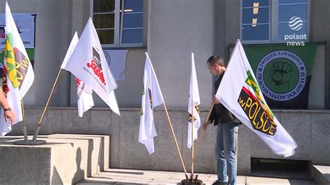 Protest G Rnik W Zwi Zkowcy Z Pgg Okupuj Siedzib Sp Ki Youtube