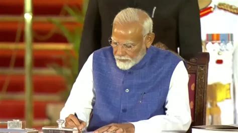 Narendra Modi Takes Oath As Indias Prime Minister For Third