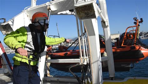 Migranti Sulla Ocean Viking Pronta A Tornare In Mare Siamo In Una