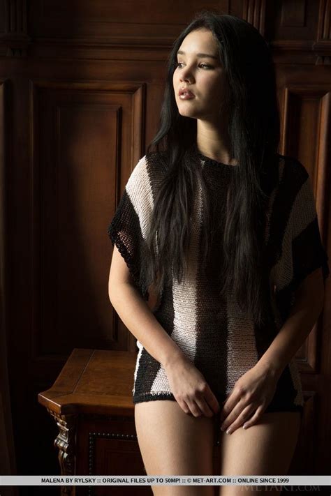 Brunette Beauty Malena Fendi Strips Naked And Spreads Her Legs For You Porn Pictures XXX Photos