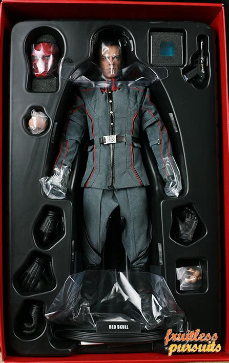 Fruitless Pursuits Review Hot Toys Red Skull Scale Collectible Figure