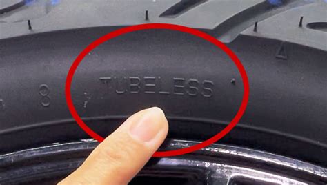 Bagaimana Caranya Membedakan antara Ban Motor Tubeless dan Tubetype?