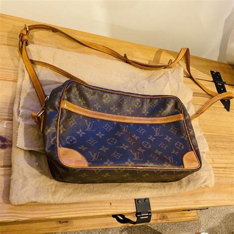 Authentic Louis Vuitton Large Messenger Bag Comes Depop