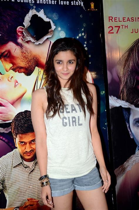 Milky Hot Thighs Legs Of Indian Celebs Alia Bhatt S Milky Soft Legs Show In Jeans Micro Short