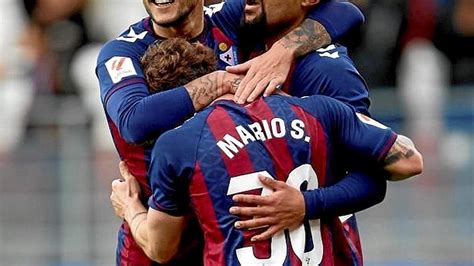 El Ascenso Directo No Admite Fallos Para El Eibar