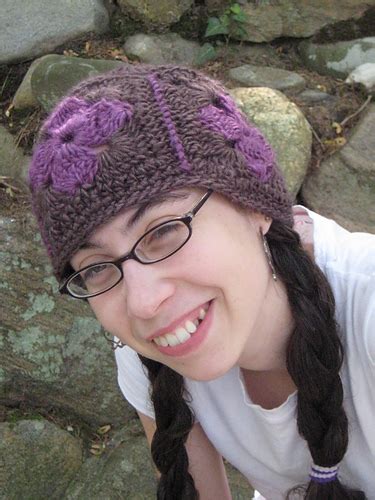 Ravelry Granny Square Beanie Pattern By Erica Jackofsky Fiddle Knits