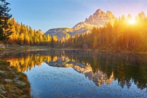 Vue Du Matin De Lago Antorno Dolomites Lac Paysage De Montagne Avec