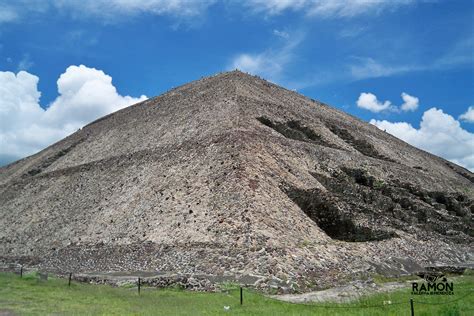 Piramide del sol :: Pyramid of the Sun by Redvahido on DeviantArt