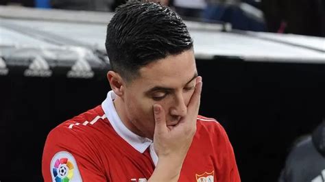 Samir Nasri Sin Club Actualmente Fue Suspendido Seis Meses Por Dopaje