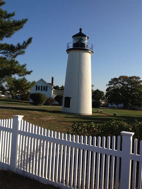 Lighthouse on Plum Island, MA | Plum island, New england homes, Lighthouse