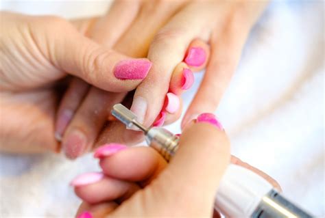 Comment Enlever Du Vernis Ongles Sans Dissolvant