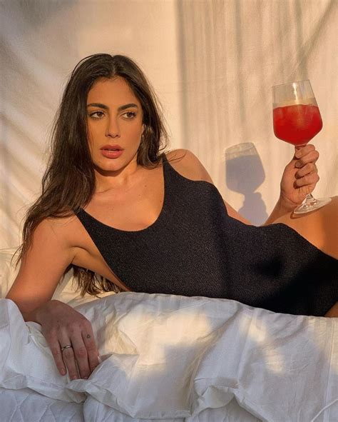 Foto Ex Bbb Mari Gonzalez Posa De Biqu Ni E Mostra Corp O Na Web