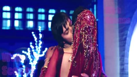 Rakul Preet Singh Hot Kissing Scene In Yaariyan Romance YouTube