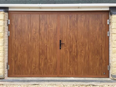 Ryterna Shd Side Hinged Garage Door Doorfit Garage Doors