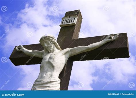 Statue Von Jesus Auf Dem Kreuz Stockbild Bild Von Christen Religion