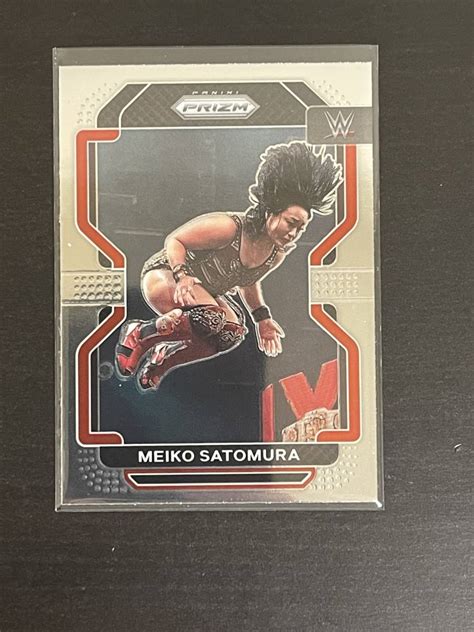 Yahoo オークション Meiko SatomuraWWE 2022 PANINI PRIZMBase Card