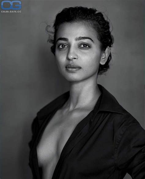 Radhika Apte Nude Pictures Photos Playboy Naked Topless Fappening