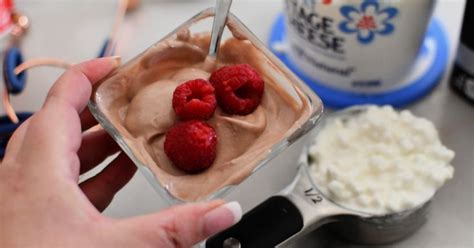 Whipped Cottage Cheese Keto Chocolate Mousse 3 Ingredients Cottage Cheese Desserts Keto