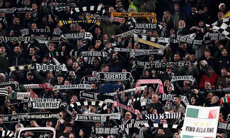 Corsport Juventus Allianz Stadium Sold Out Anche Con La Fiorentina Cè Un Patto Di Ferro