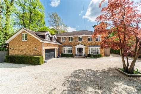 Ravensdale Road Ascot 5 Bed Detached House For Sale £2750000