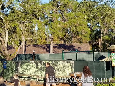 WDW Pictures Reflections A Disney Lakeside Lodge Construction The