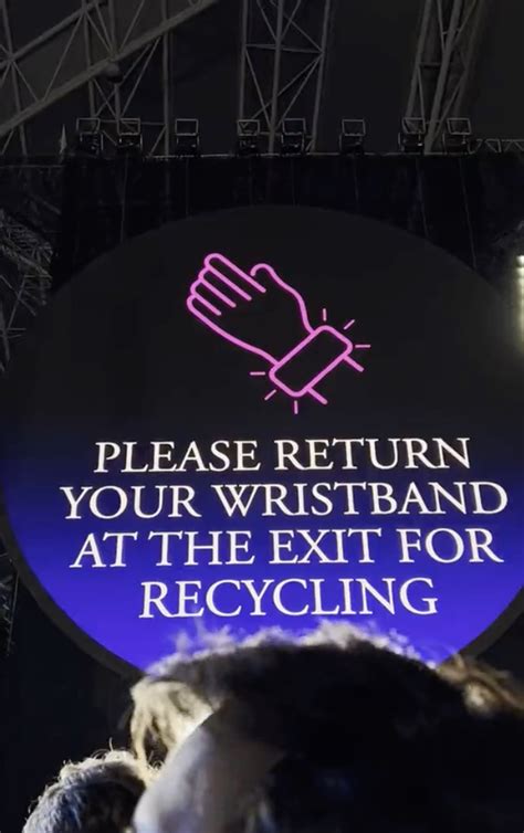 S Pore 8th In World For Returning Coldplay Concert LED Wristbands M