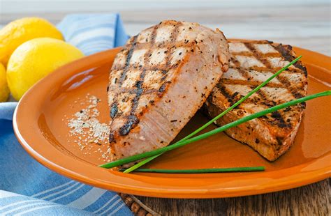 Yellowfin Tuna Steaks – Legal Sea Foods Online