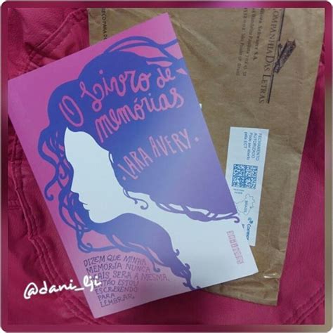 Chegou no LJI Novembro 2016O livro de memórias de Lara Avery