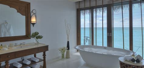 The-Residence-Maldives-Two-Bedroom-Water-Pool-Villa-bath - Maldives ...