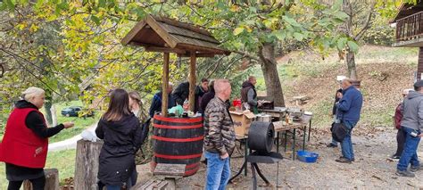 I Ove Godine Ve Tradicionalno Odr Ana Grebengradska Kestenijada