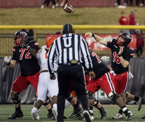 Photos: WKU Football vs. Sam Houston – WKUHerald.com