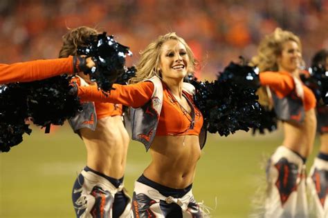 Pin by Curtis Craft on Denver bronco cheerleaders | Denver bronco ...