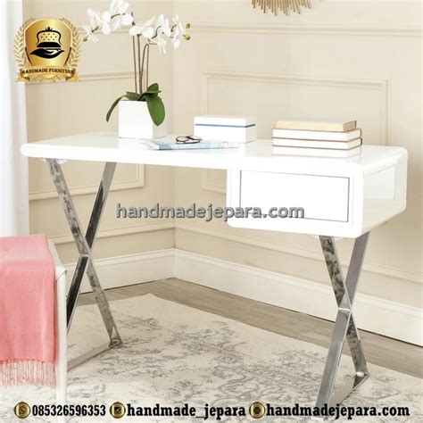 Meja Kerja Warna Putih Kaki Stainless Steel Handmadejepara