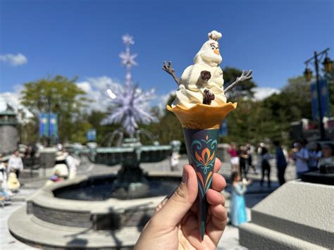 Review Melting Olaf Ice Cream Coronation Slush Sundae Olaf Jelly