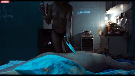 Naked Geandra Nobre in Rosália Marginal