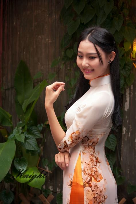 Nh N N Thi U N Di N O D I Khoe S C D U D Ng Xem Nh Ng I P Ch U H Nh N N Hot Girl D