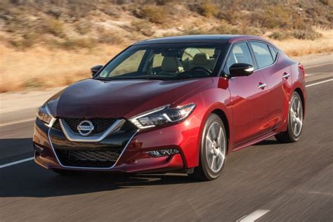 2017 Nissan Maxima Review Ratings Edmunds