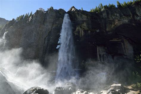 Bridal Veil Falls Colorado Hike Review - Virtual Sherpa