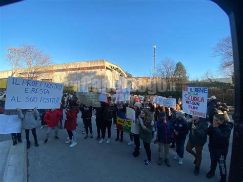 Dimensionamento Scolastico Esplode La Protesta Il Capoluogo